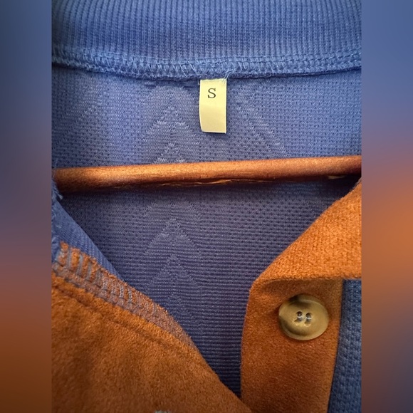 Men's Casual Sweatshirt w Elbow Patches, Button-Up Collar, Royal Blue, Small - Picture 4 of 7